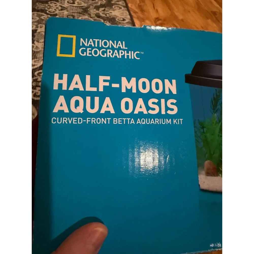 National Geographic Half Moon Aqua Oasis 1.2 Gallon Betta Aquarium Kit New